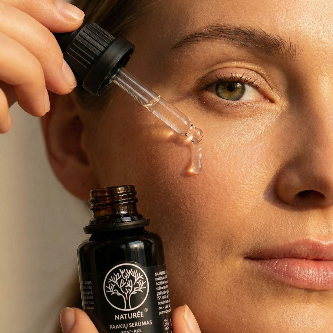 serumo tepimas ant veido kaip teisingai naudoti seruma odos prieziuros rutinoje